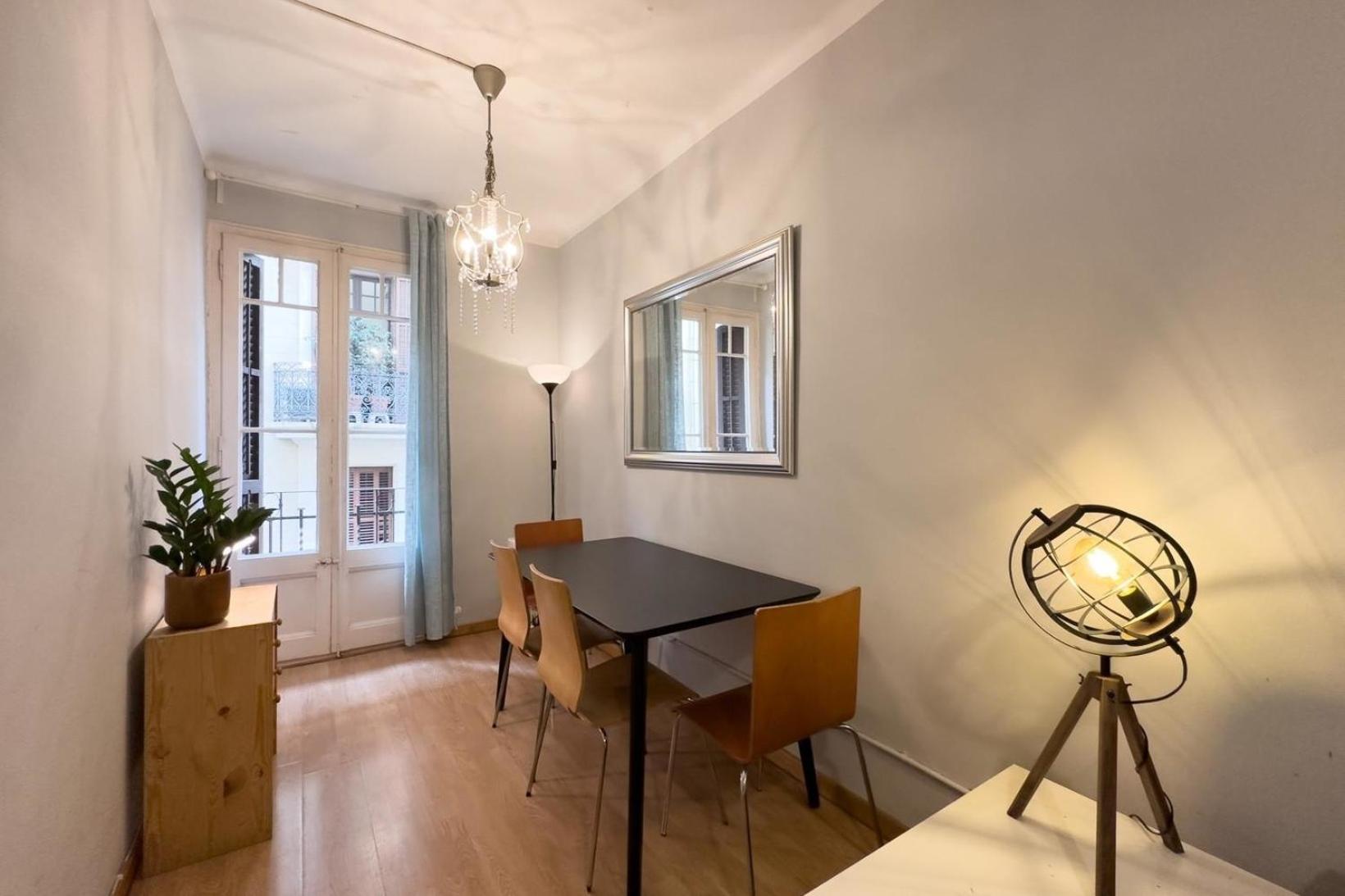 Fuer 3 Personen Ca 40 Qm In Barcelona-gracia, Costa Brava Costa Del Maresme Appartement