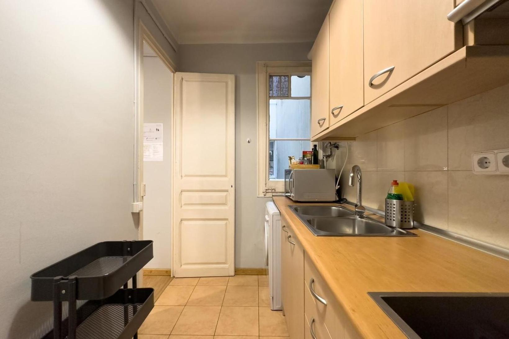 Appartement Fuer 3 Personen Ca 40 Qm In Barcelona-gracia, Costa Brava Costa Del Maresme *